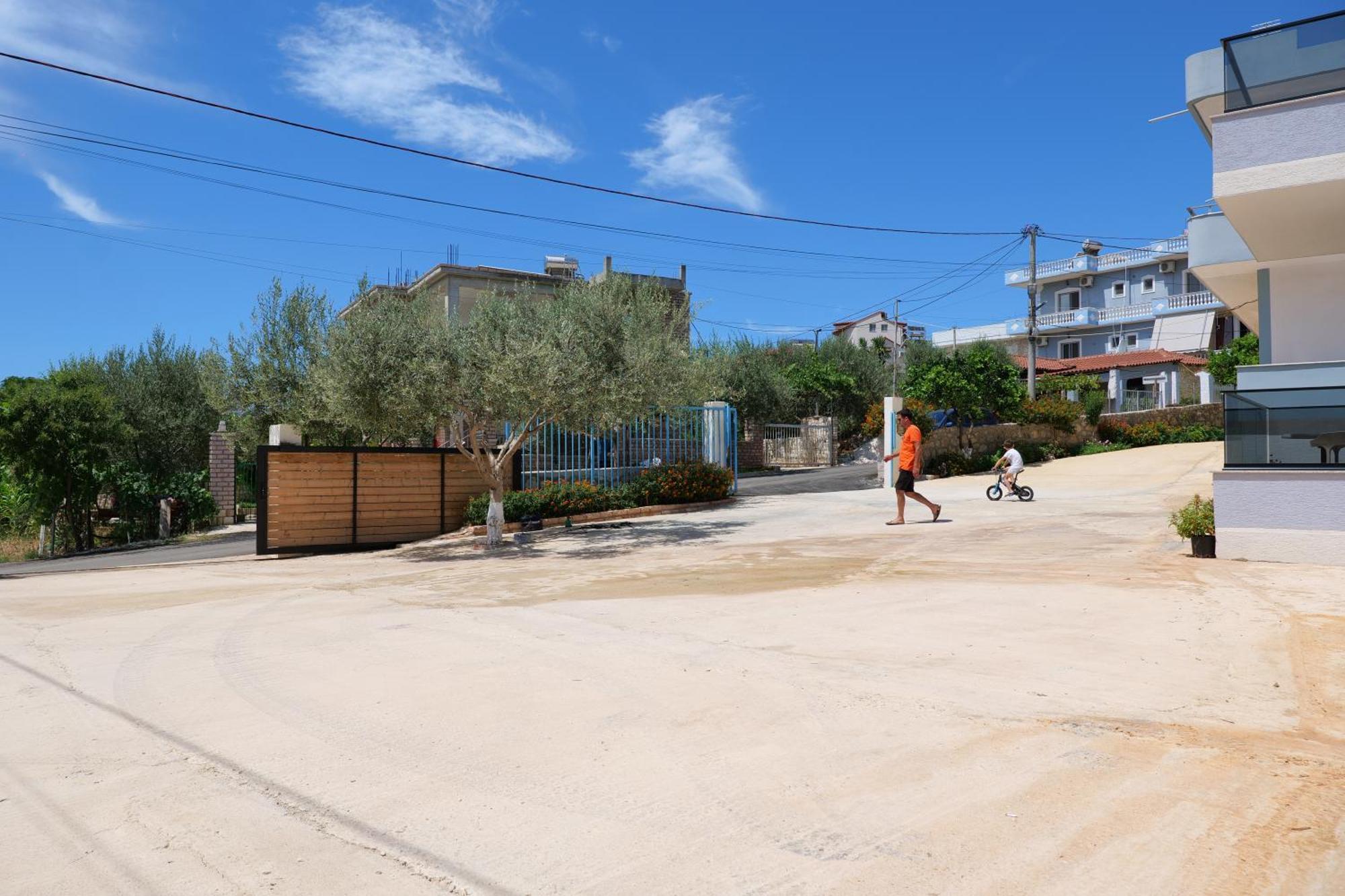Hotel Zeka Ksamil Exterior foto